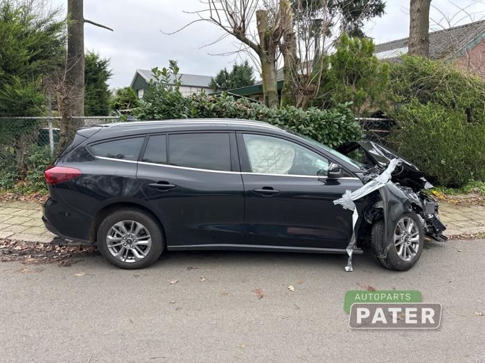 Ford Focus 4 Wagon 1.0 EcoBoost 12V Hybrid 125 Sloopvoertuig (2023, Zwart)