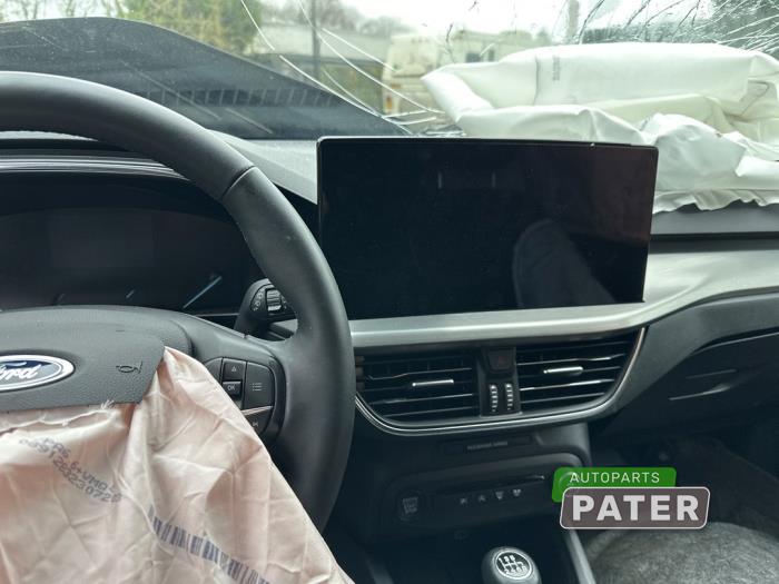 Ford Focus 4 Wagon 1.0 EcoBoost 12V Hybrid 125 Sloopvoertuig (2023, Zwart)