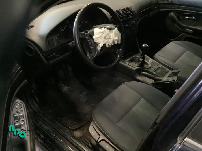 BMW 5-Serie 95- Sloopvoertuig (2001, Blauw)