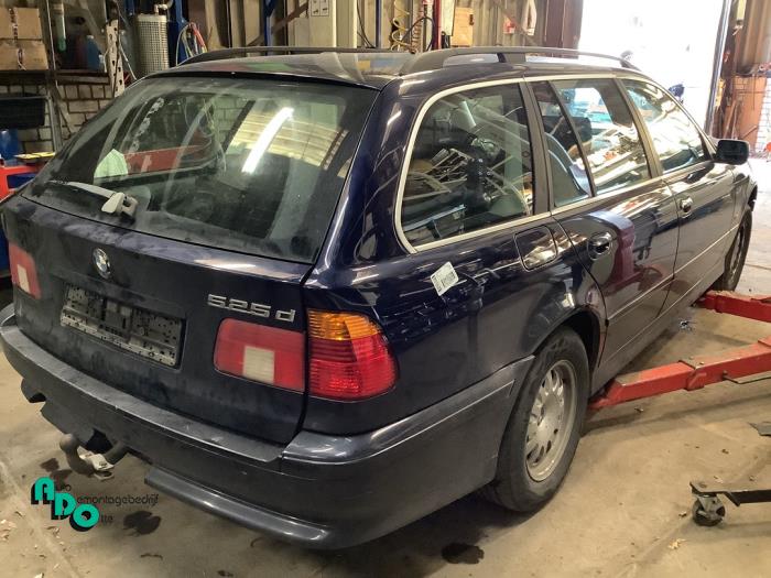 BMW 5-Serie 95- Sloopvoertuig (2001, Blauw)