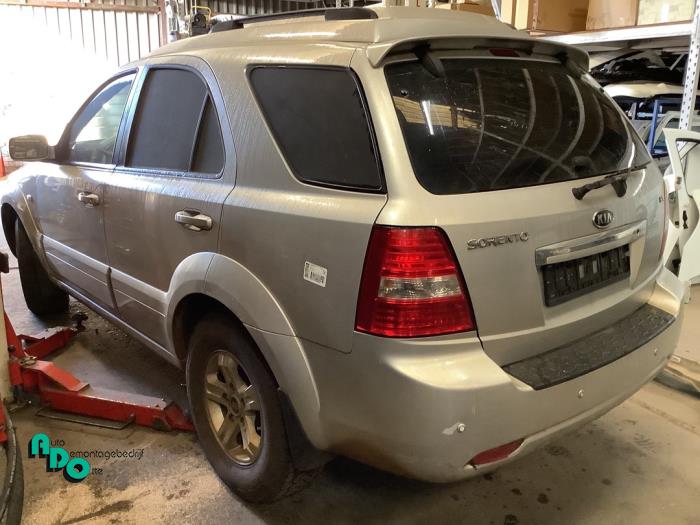 Kia Sorento I 2.5 CRDi 16V VGT Sloopvoertuig (2007, Zilvergrijs)