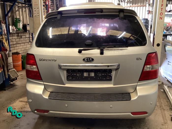 Kia Sorento I 2.5 CRDi 16V VGT Sloopvoertuig (2007, Zilvergrijs)