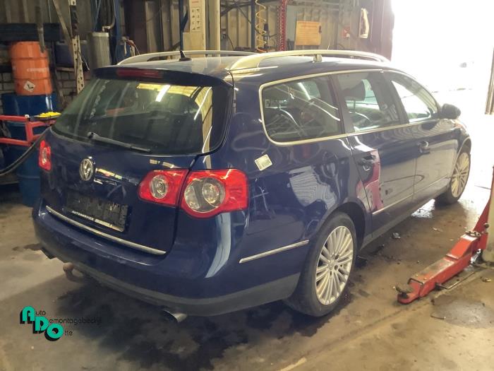 Volkswagen Passat Variant 3.2 FSI V6 32V Sloopvoertuig (2006, Blauw)