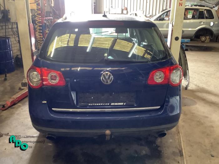 Volkswagen Passat Variant 3.2 FSI V6 32V Sloopvoertuig (2006, Blauw)