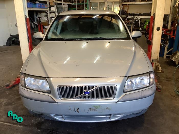 Volvo S80 2.4 20V 140 Sloopvoertuig (2001, Beige)