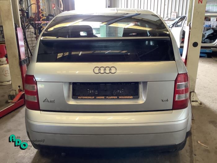 Audi A2 1.4 16V Sloopvoertuig (2001, Grijs)
