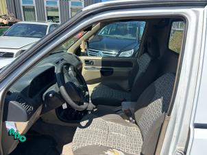 Nissan Terrano II 2.7 TDi Sloopvoertuig (2004, Graniet)