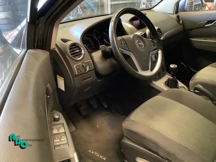 Opel Antara 2.4 16V 4x4 Sloopvoertuig (2008, Blauw)