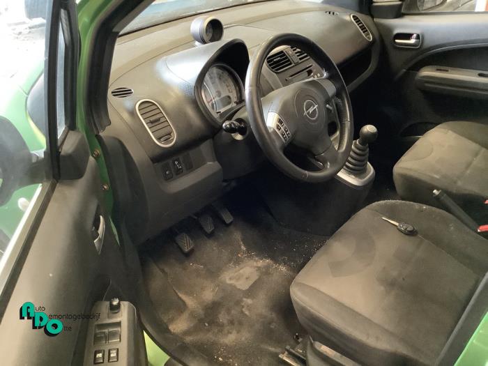 Opel Agila 1.2 16V Sloopvoertuig (2010, Groen)