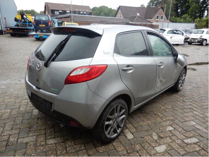 Mazda 2 1.3 16V MZR Sloopvoertuig (2012, Grijs)