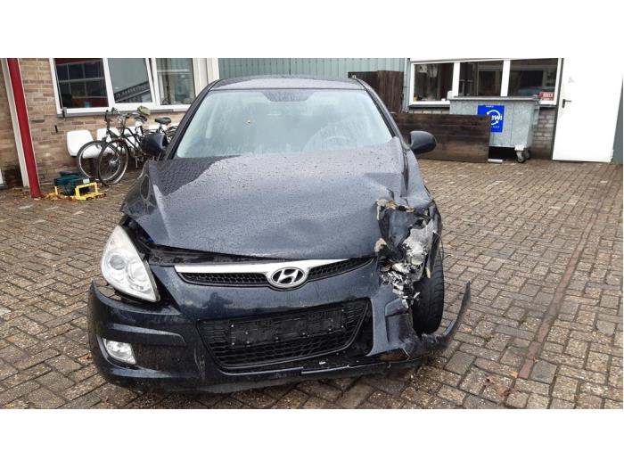 Hyundai i30 1.6 CVVT 16V Sloopvoertuig (2008, Zwart)