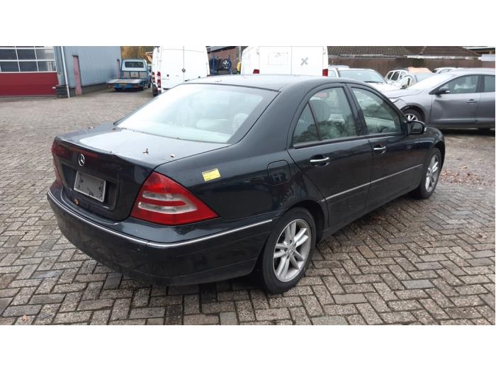 Mercedes C 2.2 C-220 CDI 16V Sloopvoertuig (2001, Zwart)