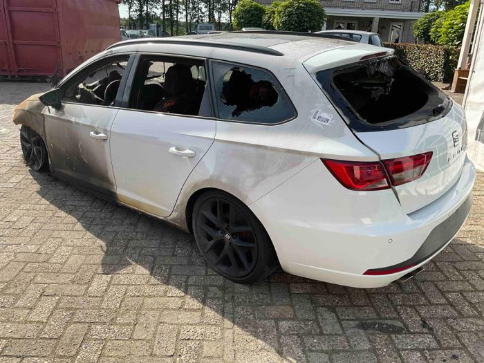 Seat Leon ST 2.0 TDI FR 16V Sloopvoertuig (2014, Wit)