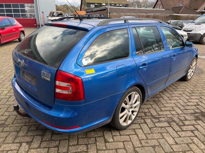 Skoda Octavia Combi 2.0 RS TDI PD 16V Sloopvoertuig (2008, Blauw)