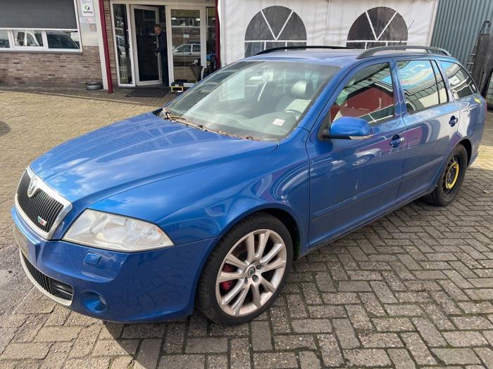 Skoda Octavia Combi 2.0 RS TDI PD 16V Sloopvoertuig (2008, Blauw)