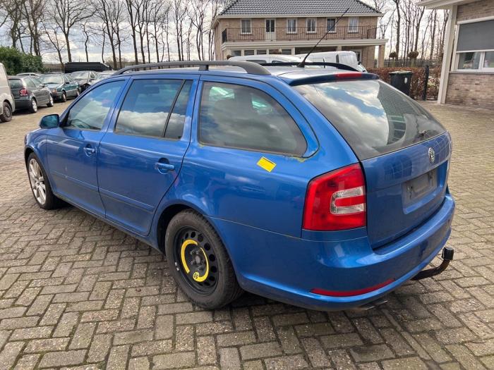 Skoda Octavia Combi 2.0 RS TDI PD 16V Sloopvoertuig (2008, Blauw)