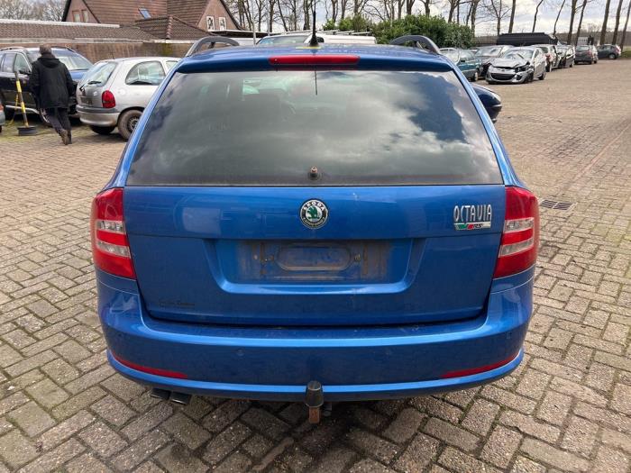 Skoda Octavia Combi 2.0 RS TDI PD 16V Sloopvoertuig (2008, Blauw)