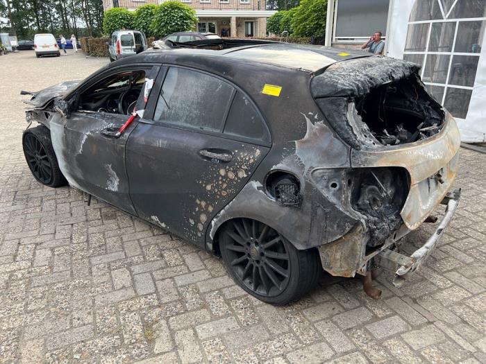 Mercedes A 1.6 A-200 16V Sloopvoertuig (2017, Bruin)