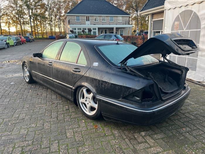 Mercedes S 3.2 S-320 18V Sloopvoertuig (2000, Zwart)