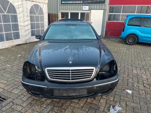 Mercedes S 3.2 S-320 18V Sloopvoertuig (2000, Zwart)