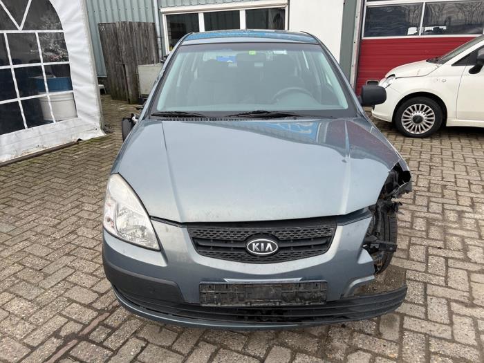 Kia Rio II 1.4 16V Sloopvoertuig (2007, Grijs)