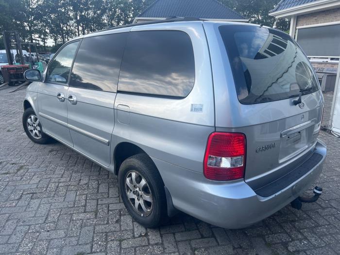 Kia Carnival 2 2.9 HPDi 16V Sloopvoertuig (2004, Zilvergrijs)