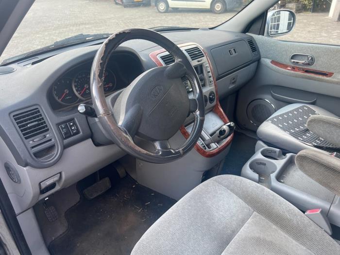 Kia Carnival 2 2.9 HPDi 16V Sloopvoertuig (2004, Zilvergrijs)