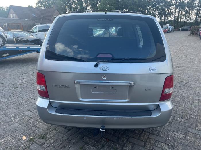Kia Carnival 2 2.9 HPDi 16V Sloopvoertuig (2004, Zilvergrijs)