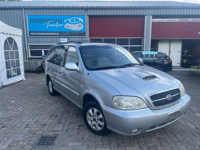 Kia Carnival 2 2.9 HPDi 16V Sloopvoertuig (2004, Zilvergrijs)