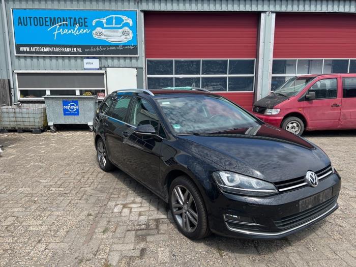 Volkswagen Golf VII Variant 2.0 TDI 16V Sloopvoertuig (2015, Zwart)