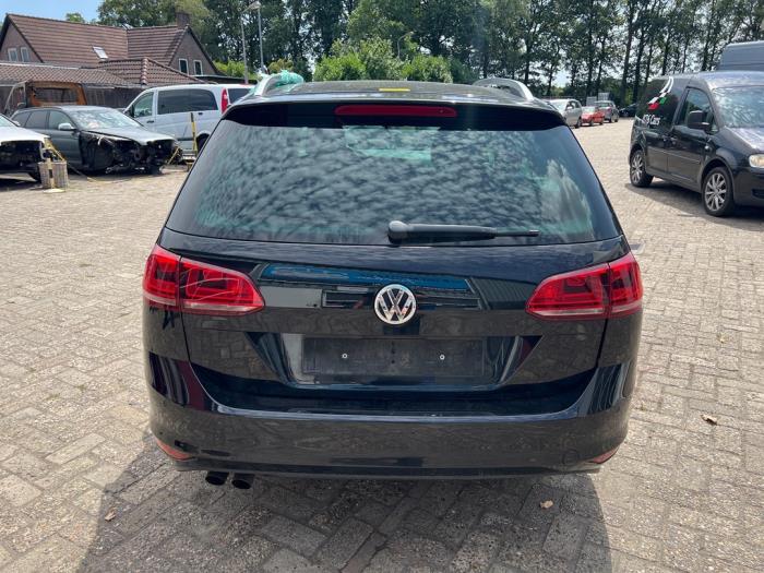 Volkswagen Golf VII Variant 2.0 TDI 16V Sloopvoertuig (2015, Zwart)