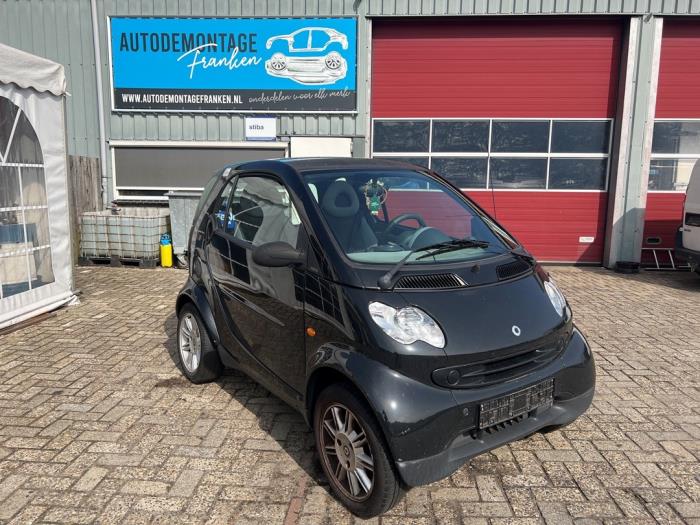 Smart Fortwo Coupé 0.7 Sloopvoertuig (2003, Zwart)