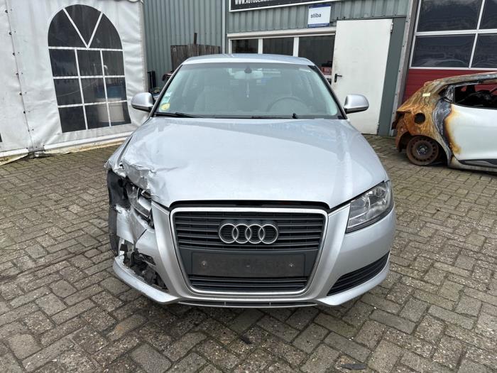 Audi A3 1.6 Sloopvoertuig (2009, Zilvergrijs)