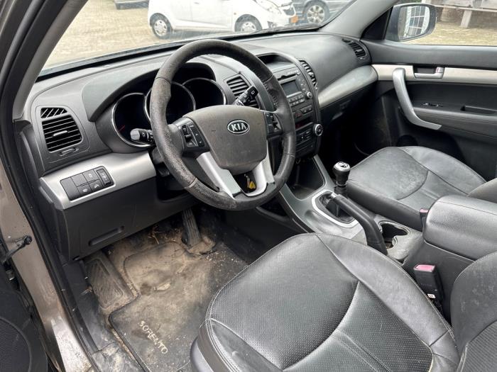 Kia Sorento II 2.2 CRDi 16V VGT 4x2 Sloopvoertuig (2010, Bruin)