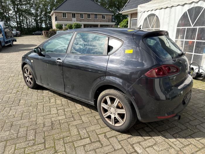 Seat Leon 1.9 TDI 105 Sloopvoertuig (2005, Zwart)