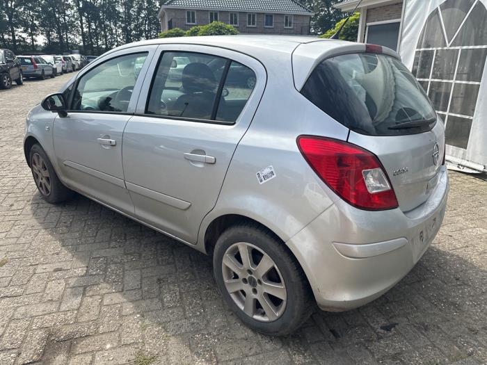 Opel Corsa D 1.2 16V Sloopvoertuig (2007, Zilvergrijs)