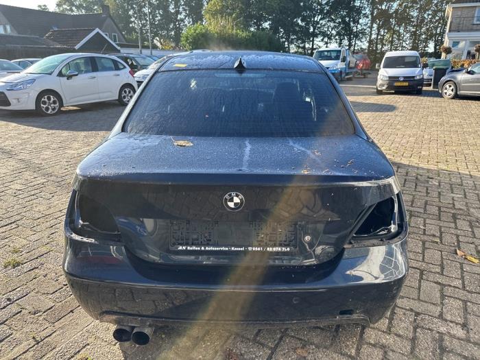 BMW 5 serie 530i 24V Sloopvoertuig (2006, Blauw)