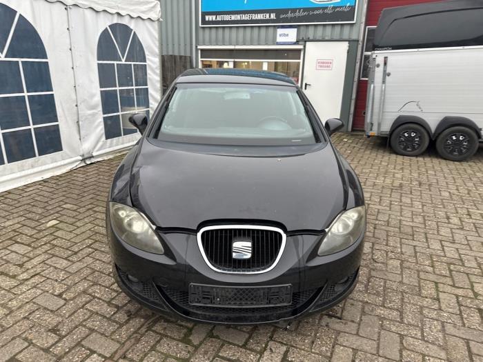 Seat Leon 1.6 Sloopvoertuig (2008, Zwart)