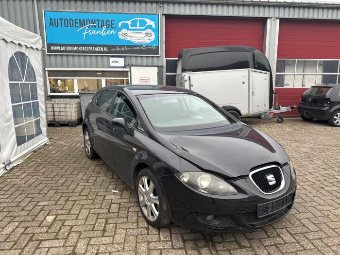 Seat Leon 1.6 Sloopvoertuig (2008, Zwart)
