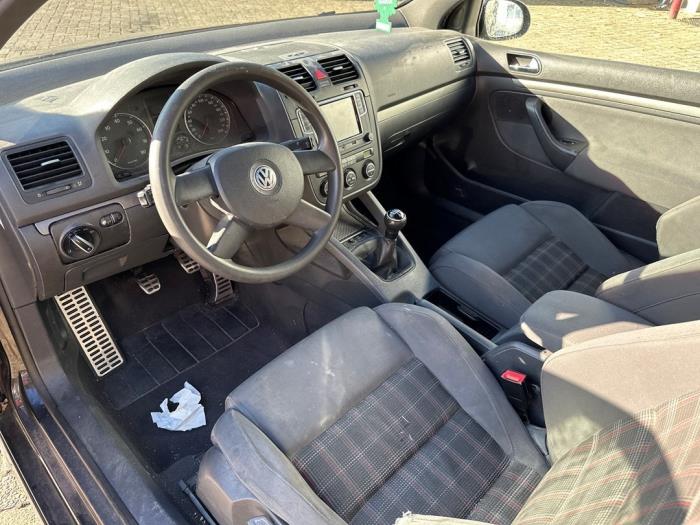 Volkswagen Golf V 1.6 FSI 16V Sloopvoertuig (2004, Zwart)