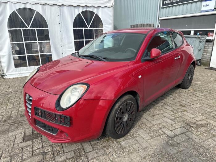Alfa Romeo MiTo 1.4 16V Sloopvoertuig (2010, Rood)