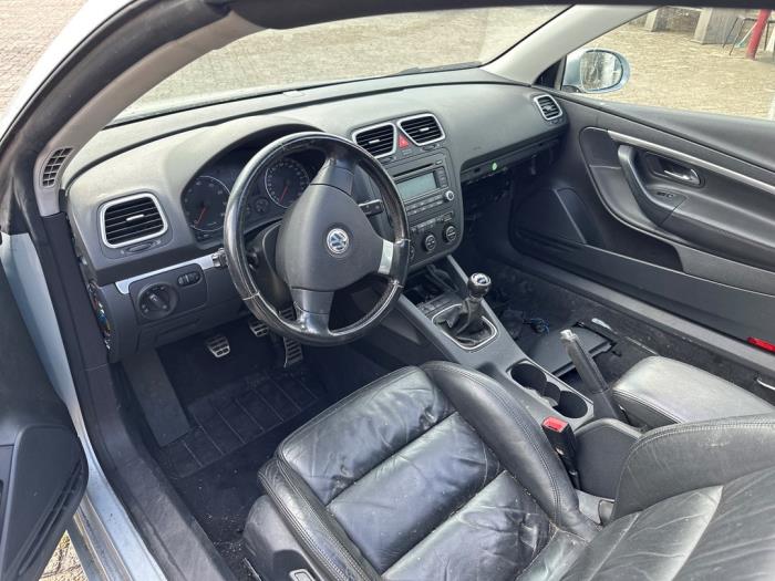 Volkswagen Eos 2.0 FSI 16V Sloopvoertuig (2006, Zilvergrijs)