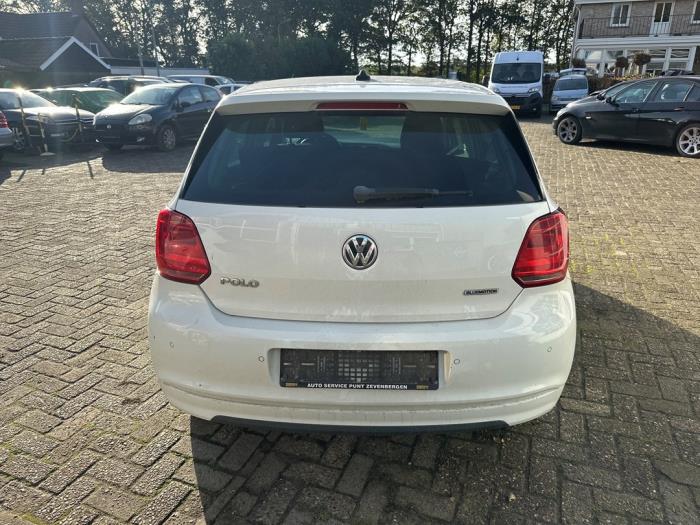 Volkswagen Polo V 1.4 TDI DPF BlueMotion technology Sloopvoertuig (2015, Wit)