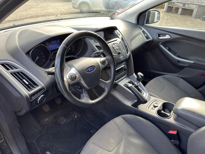 Ford Focus 3 Wagon 1.0 Ti-VCT EcoBoost 12V 125 Sloopvoertuig (2012, Zwart)