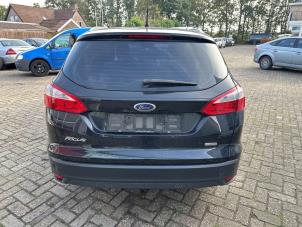 Ford Focus 3 Wagon 1.0 Ti-VCT EcoBoost 12V 125 Sloopvoertuig (2012, Zwart)