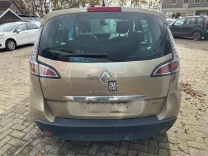 Renault Scénic III 1.5 dCi 110 Sloopvoertuig (2014, Beige)