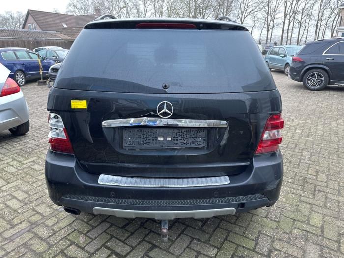 Mercedes ML II 3.0 ML-280 CDI 4-Matic V6 24V Sloopvoertuig (2008, Zwart)
