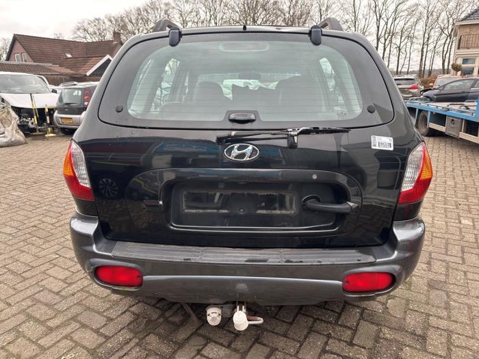 Hyundai Santa Fe I 2.4 16V 4x4 Sloopvoertuig (2002, Zwart)