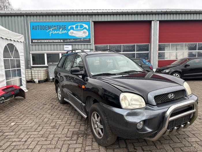Hyundai Santa Fe I 2.4 16V 4x4 Sloopvoertuig (2002, Zwart)