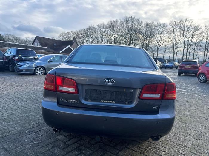 Kia Magentis 2.7 V6 24V Sloopvoertuig (2006, Grijs)